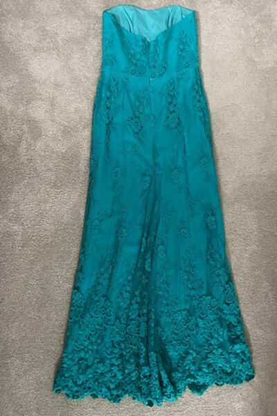 Turquoise strapless trouwjurk