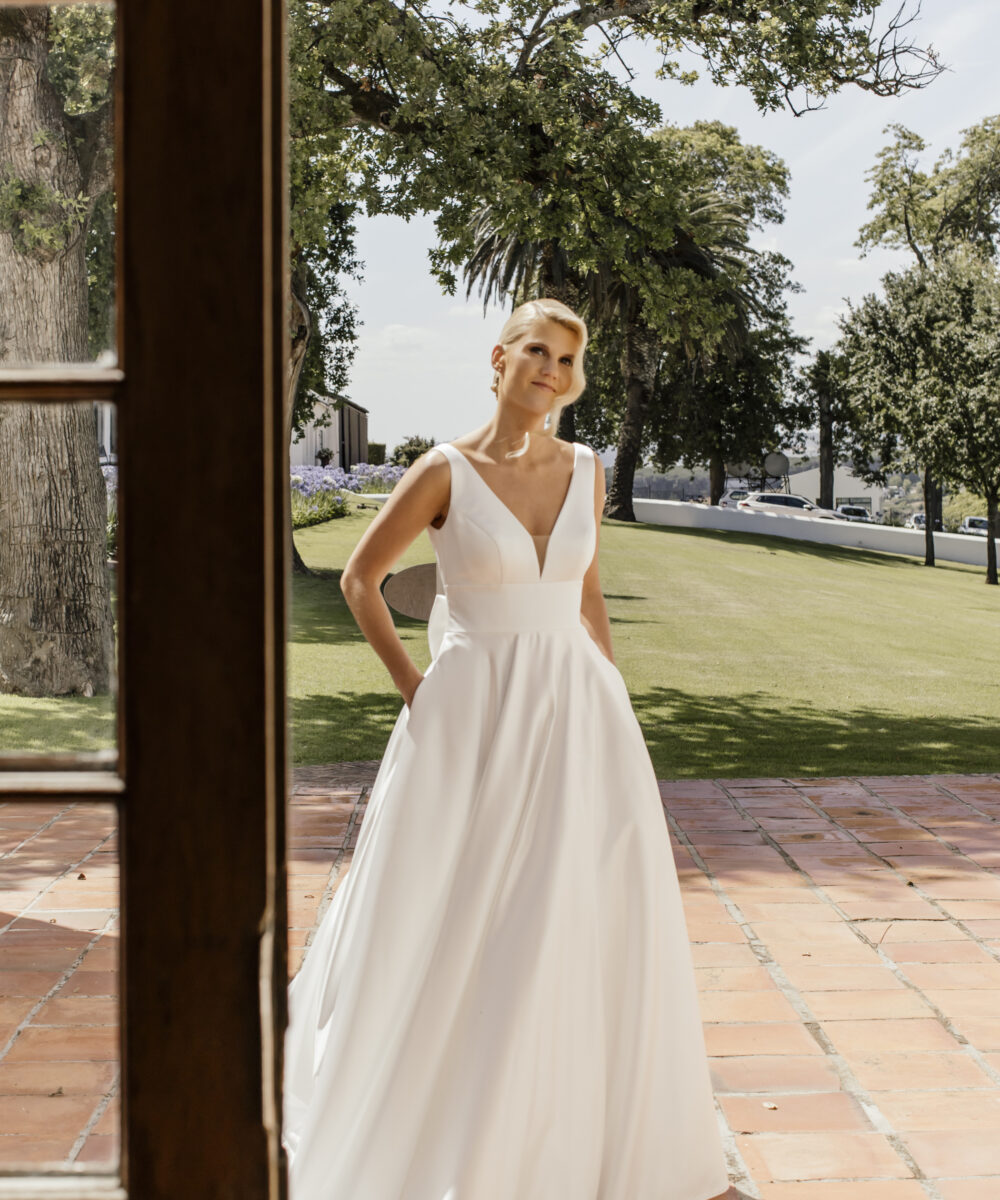 Elegant Zuley wedding dress