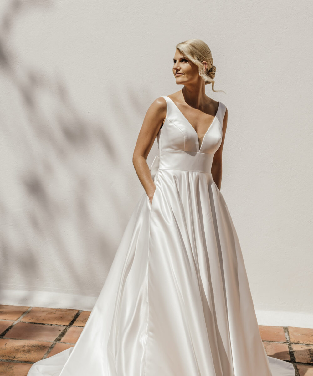 Elegant Zuley wedding dress